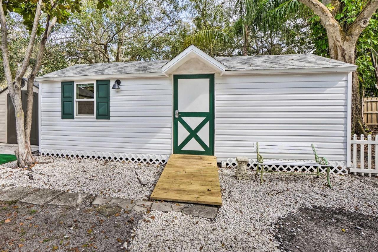 Tropical Palm Harbor Studio Walk To Gulf! Exterior photo